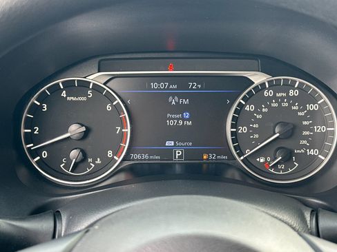 Used 2021 Nissan Altima 2.5 SV image 3