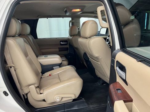 Used 2013 Toyota Sequoia Platinum AWD/4WD image 11