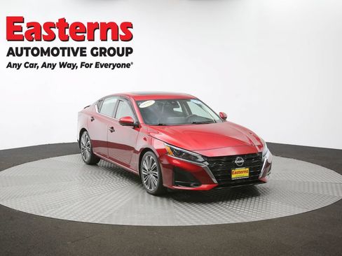 Used 2023 Nissan Altima 2.5 SL FWD image 50