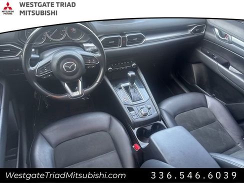 Used 2019 MAZDA CX-5 Touring FWD image 11