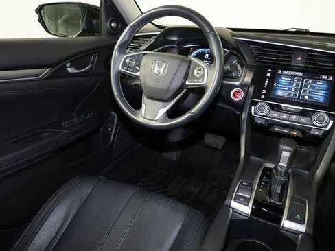 Used 2016 Honda Civic Touring image 9
