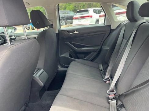 Used 2019 Volkswagen Jetta FWD image 12