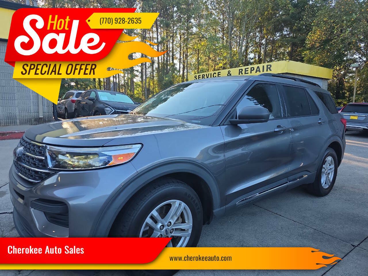 Used 2021 Ford Explorer XLT RWD image 1