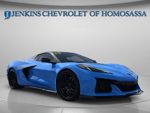 Used 2023 Chevrolet Corvette Z06 RWD image 1