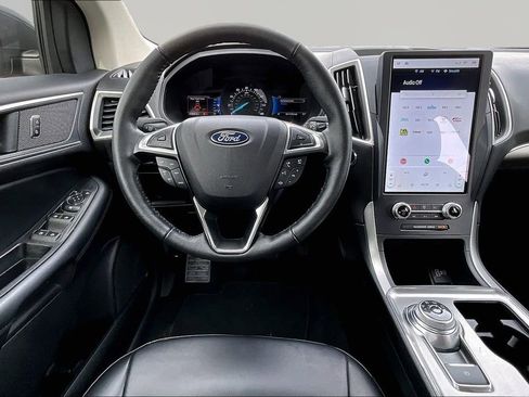 Certified 2022 Ford Edge SEL w/ Convenience Package image 5
