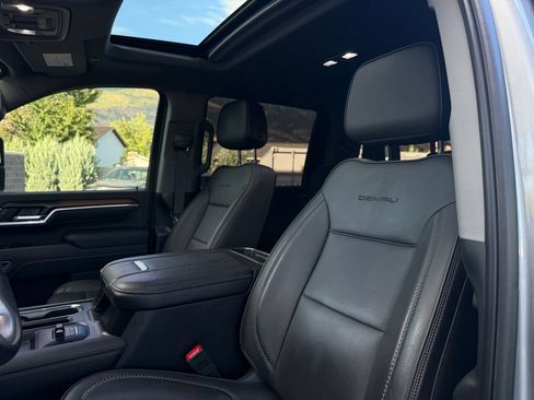 Used 2025 GMC Sierra 3500 Denali w/ Denali Reserve Package AWD/4WD image 22