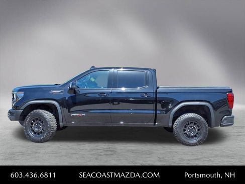 Used 2024 GMC Sierra 1500 AT4X image 3