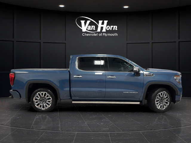 Used 2025 GMC Sierra 1500 Denali Ultimate AWD/4WD image 8