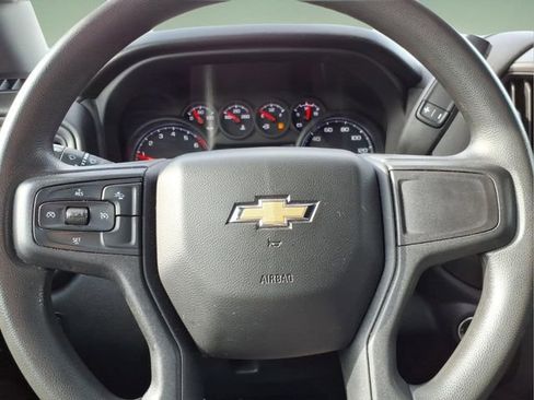 Used 2022 Chevrolet Silverado 1500 Custom AWD/4WD image 26