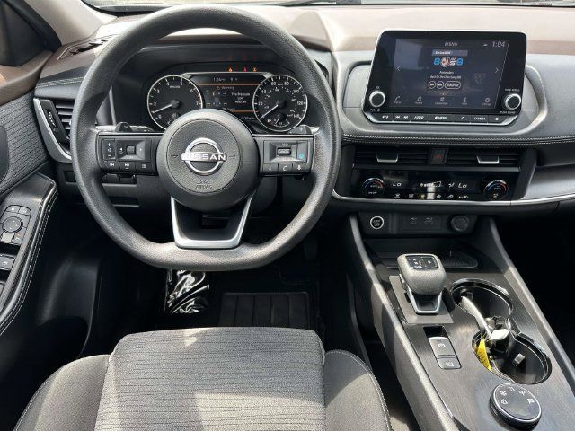 Used 2023 Nissan Rogue SV AWD/4WD image 2