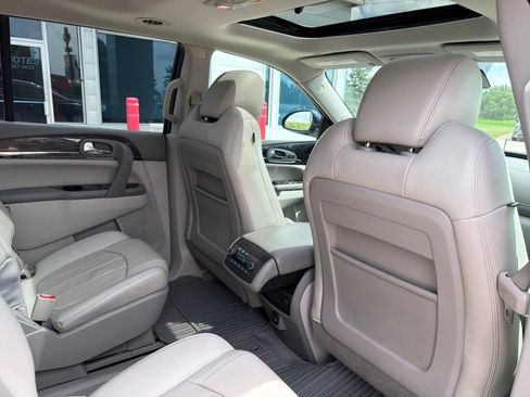 Used 2017 Buick Enclave Premium w/ Experience Buick Package AWD/4WD image 30