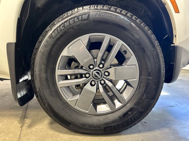 Used 2025 Nissan Frontier SV AWD/4WD image 11