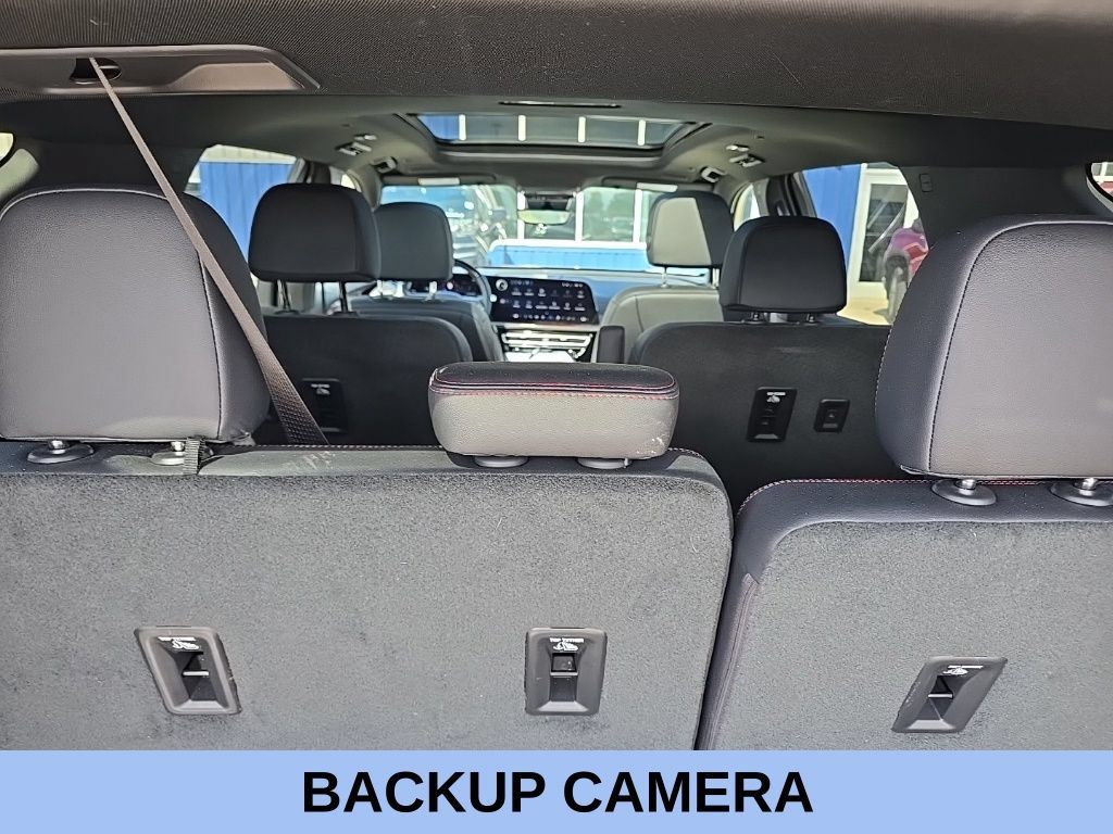 Used 2026 Chevrolet Traverse RS AWD/4WD image 9
