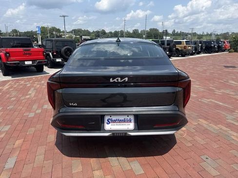 Used 2025 Kia K4 FWD image 35