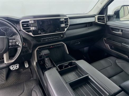Used 2022 Toyota Tundra SR5 image 19