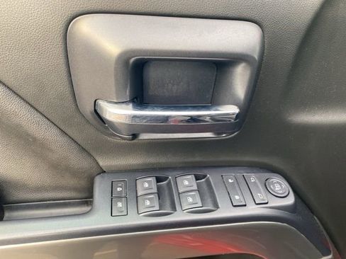 Used 2019 Chevrolet Silverado 1500 LT image 18