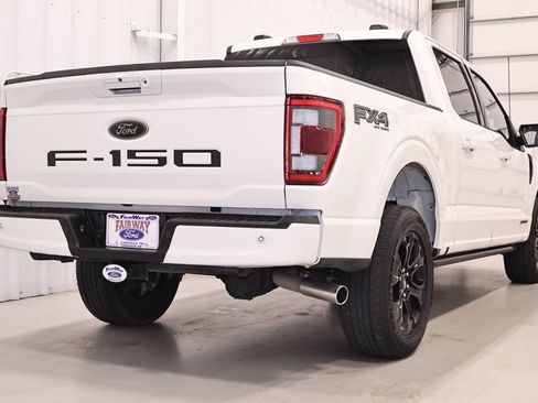 Used 2022 Ford F150 Lariat w/ Equipment Group 502A High AWD/4WD image 8