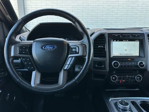 Used 2018 Ford Expedition XLT w/ Equipment Group 202A image 30