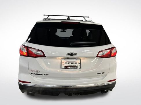 Used 2019 Chevrolet Equinox LT w/ Sun & Navigation Package image 4