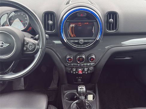 Used 2017 MINI Cooper Countryman ALL4 AWD/4WD image 10
