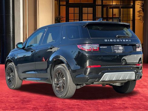 Used 2025 Land Rover Discovery Sport S image 4