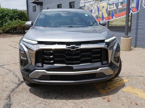New 2027 Chevrolet Equinox ACTIV w/ Safety and Technology Package AWD/4WD image 2