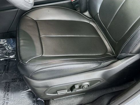 Certified 2024 Jeep Grand Cherokee L Limited w/ Luxury Tech Group II image 31