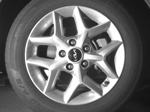 Used 2025 Kia Soul LX w/ LX Technology Package FWD image 16
