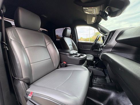 Used 2022 RAM 5500 Tradesman w/ Safety Group image 18