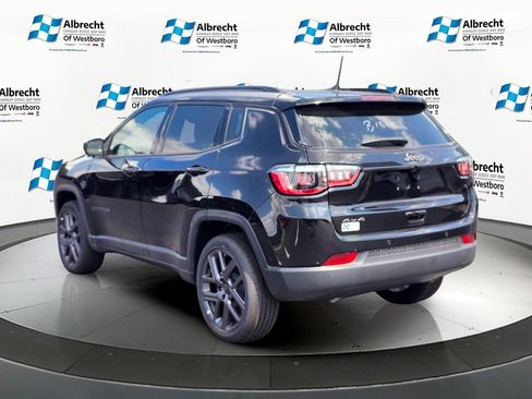 New 2026 Jeep Compass Limited AWD/4WD image 3