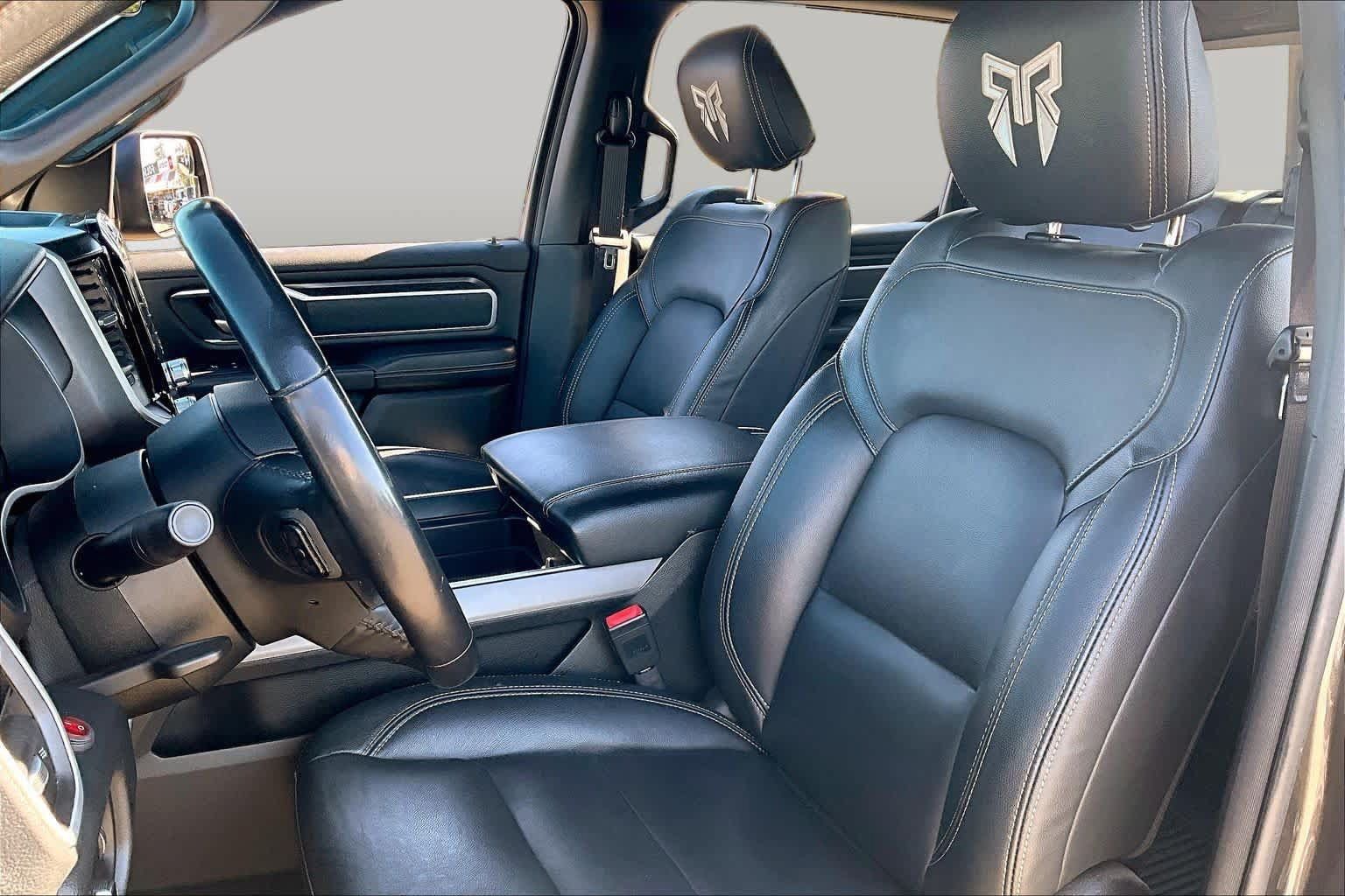 Used 2022 RAM 1500 Big Horn AWD/4WD image 7