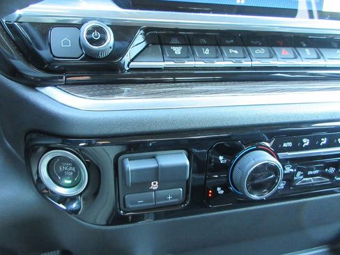 Certified 2025 Chevrolet Silverado 3500 LT w/ Trail Boss Package image 34