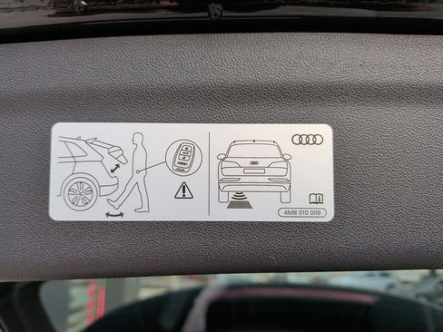 Used 2025 Audi Q6 e-tron Premium w/ Convenience Package image 40