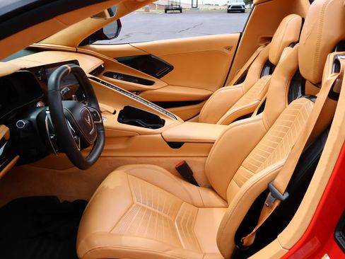 Used 2023 Chevrolet Corvette Stingray Premium Conv w/ Z51 Performance Package RWD image 14