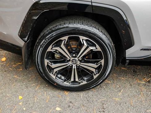 Used 2023 Toyota RAV4 XSE w/ Premium Package AWD/4WD image 6