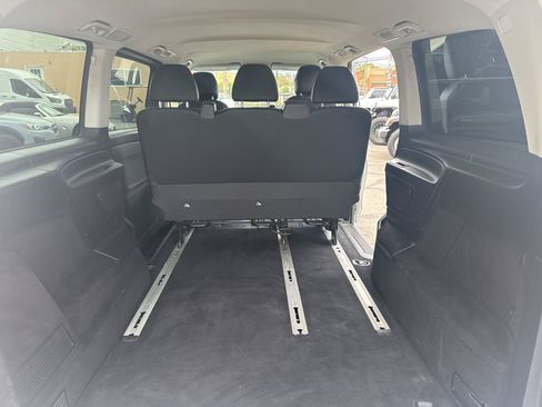 Used 2016 Mercedes-Benz Metris Passenger image 12