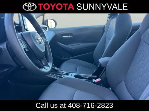 Used 2021 Toyota Corolla LE FWD image 14