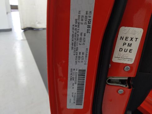 Used 2017 Dodge Charger SXT RWD image 33