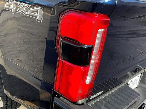 New 2025 Ford F250 Lariat w/ Lariat Ultimate Package image 29