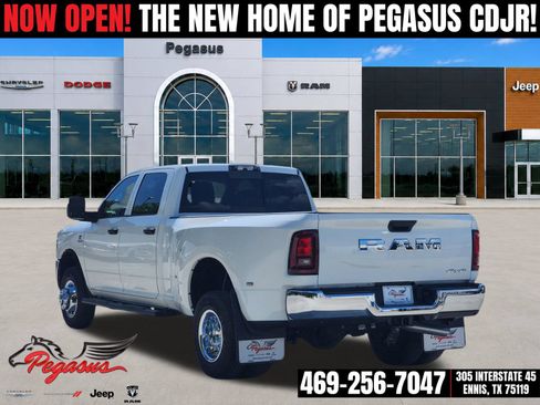 New 2026 RAM 3500 Tradesman AWD/4WD image 4
