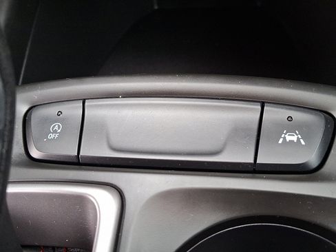 Used 2024 Chevrolet Trax RS image 25