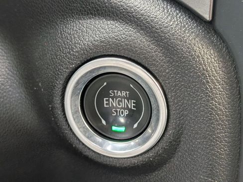 Used 2021 Chevrolet Silverado 1500 LTZ image 30