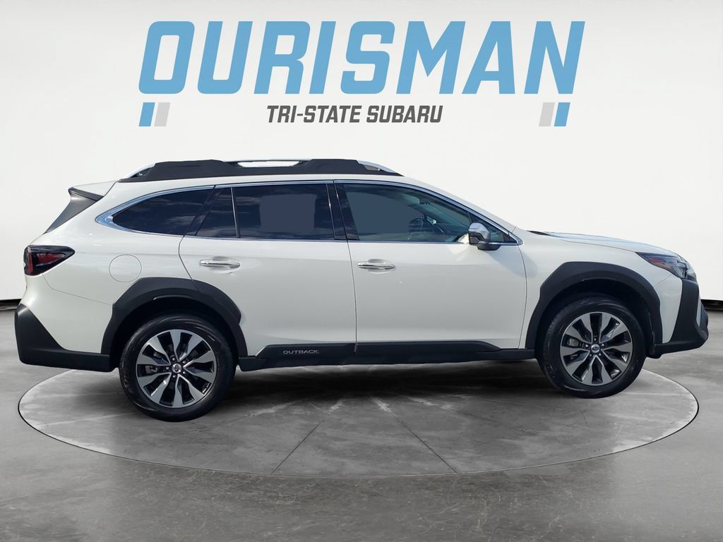 Certified 2025 Subaru Outback Touring XT AWD/4WD image 7