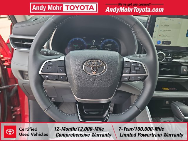 Certified 2026 Toyota Highlander Platinum AWD/4WD image 16