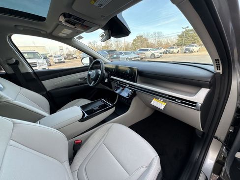 New 2026 Hyundai Tucson Limited image 28