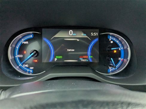 Used 2025 Toyota RAV4 XLE image 29