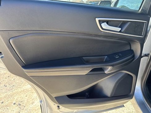Used 2022 Ford Edge SEL image 23