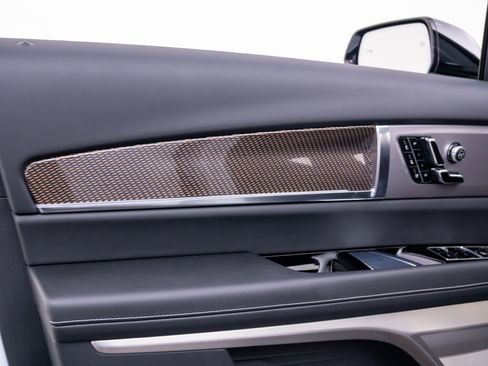 New 2026 Cadillac Vistiq Sport w/ LPO, Floor Liner Package AWD/4WD image 14