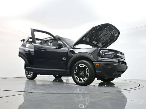 Used 2024 Ford Bronco Sport Outer Banks w/ Tech Package AWD/4WD image 34
