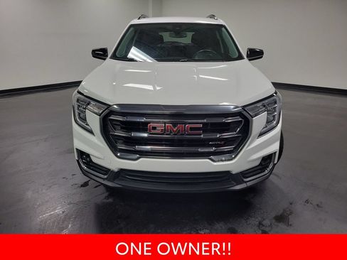 Used 2022 GMC Terrain AT4 AWD/4WD image 3
